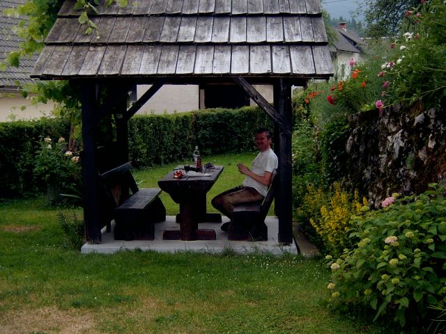 Gemütliches Abendessen im Freisitz